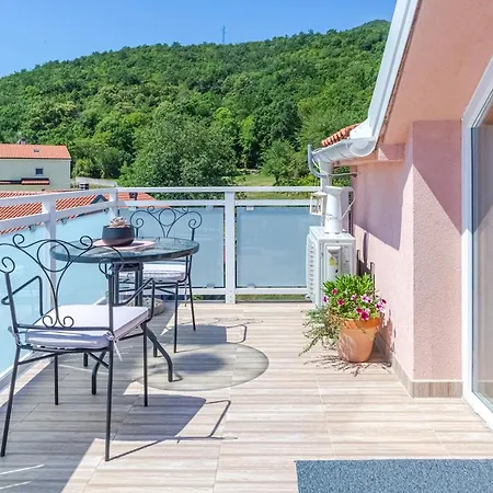 Comfortable Apartment Near Opatija Matulji Exterior photo