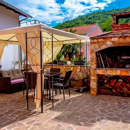 Comfortable Apartment Near Opatija Matulji Exterior photo