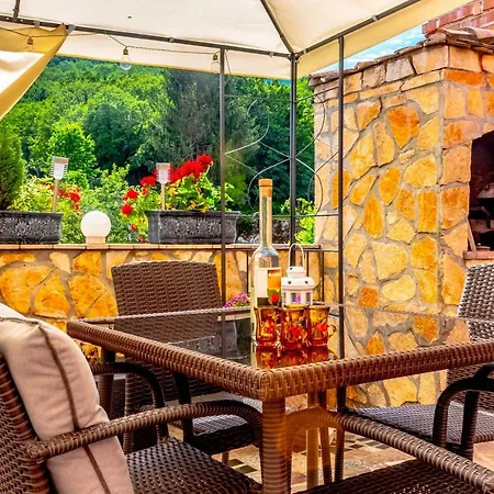 Comfortable Apartment Near Opatija Matulji Exterior photo